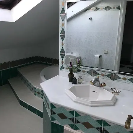 Camelias Holiday home *