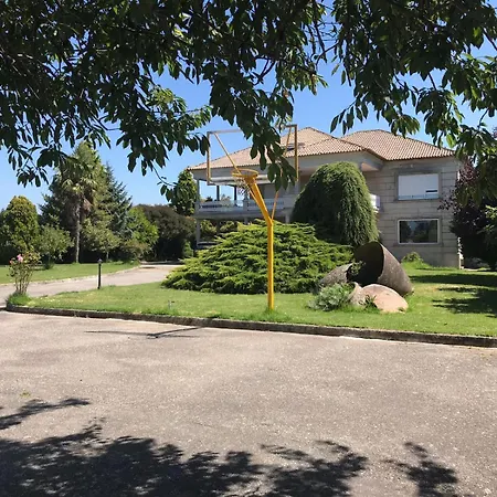 Camelias Holiday home Villanueva De Arosa